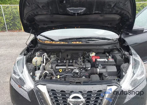 2019 Nissan Kicks Sr z USA, uszkodzony, nr VIN 3N1CP5CU5KL529571